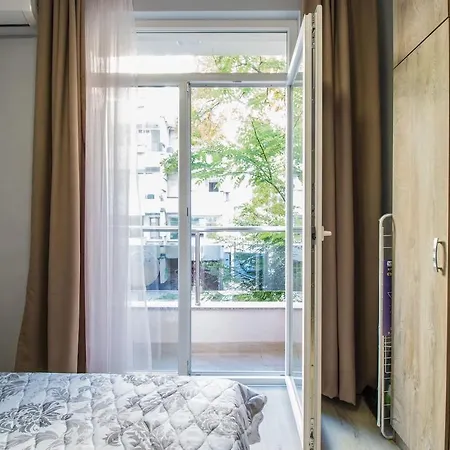 Stylish Wooden 1-bdr - Central شقة بلوفديف